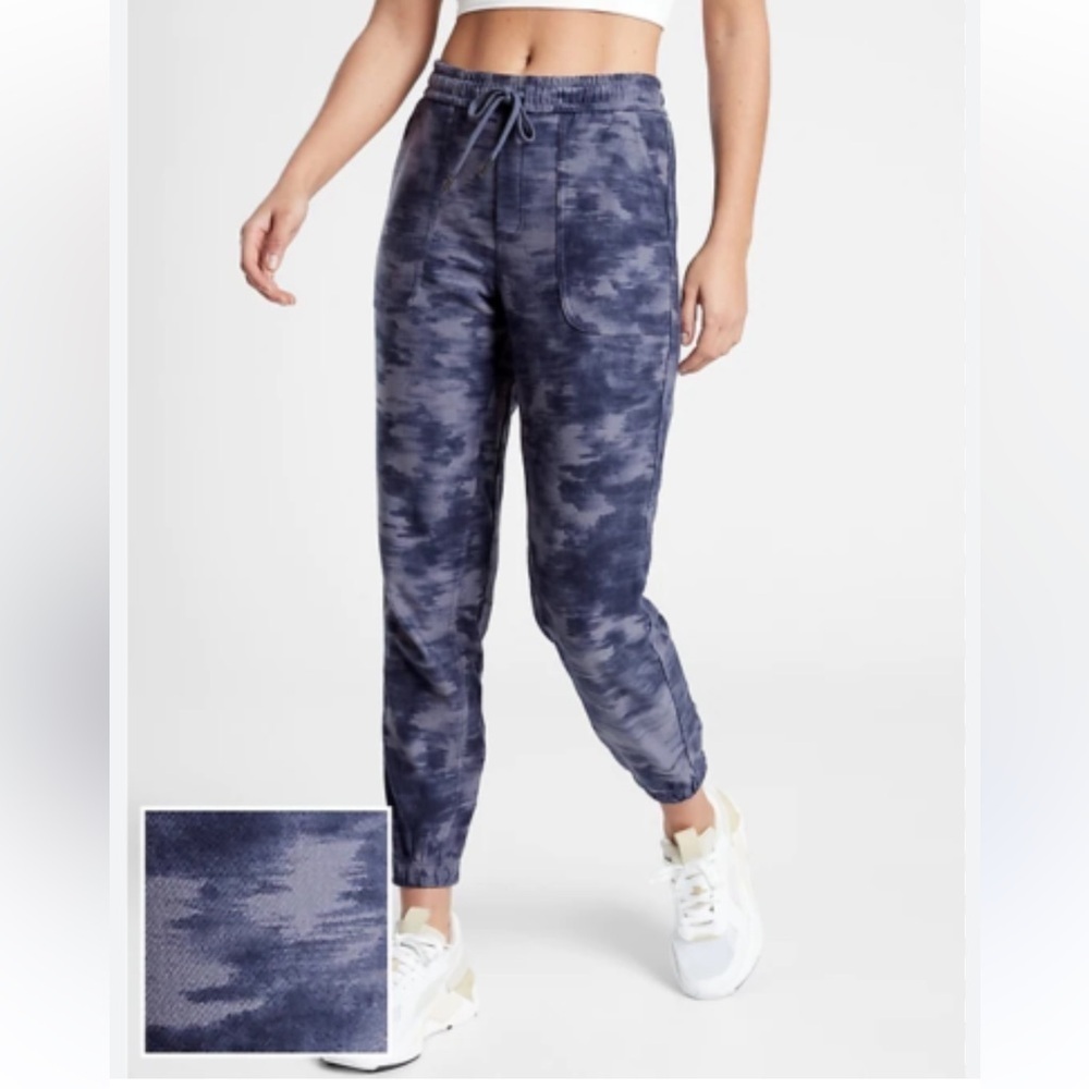 Athleta Womens Farallon Navy Tie-Dye Jogger Pants- size 4